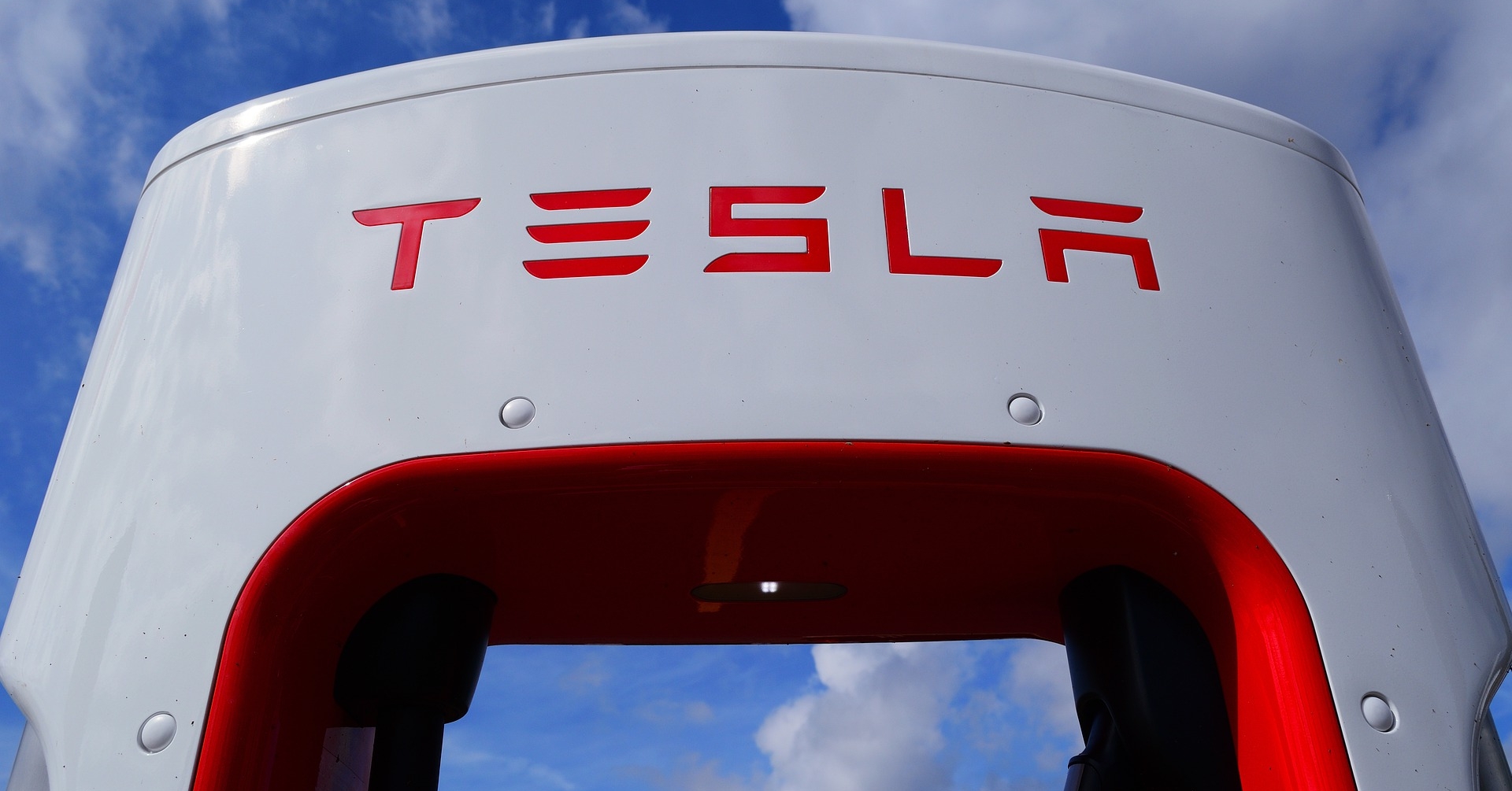 Tesla To Make Cobalt Free Batteries EV Update Media - Electric Vehicles ...